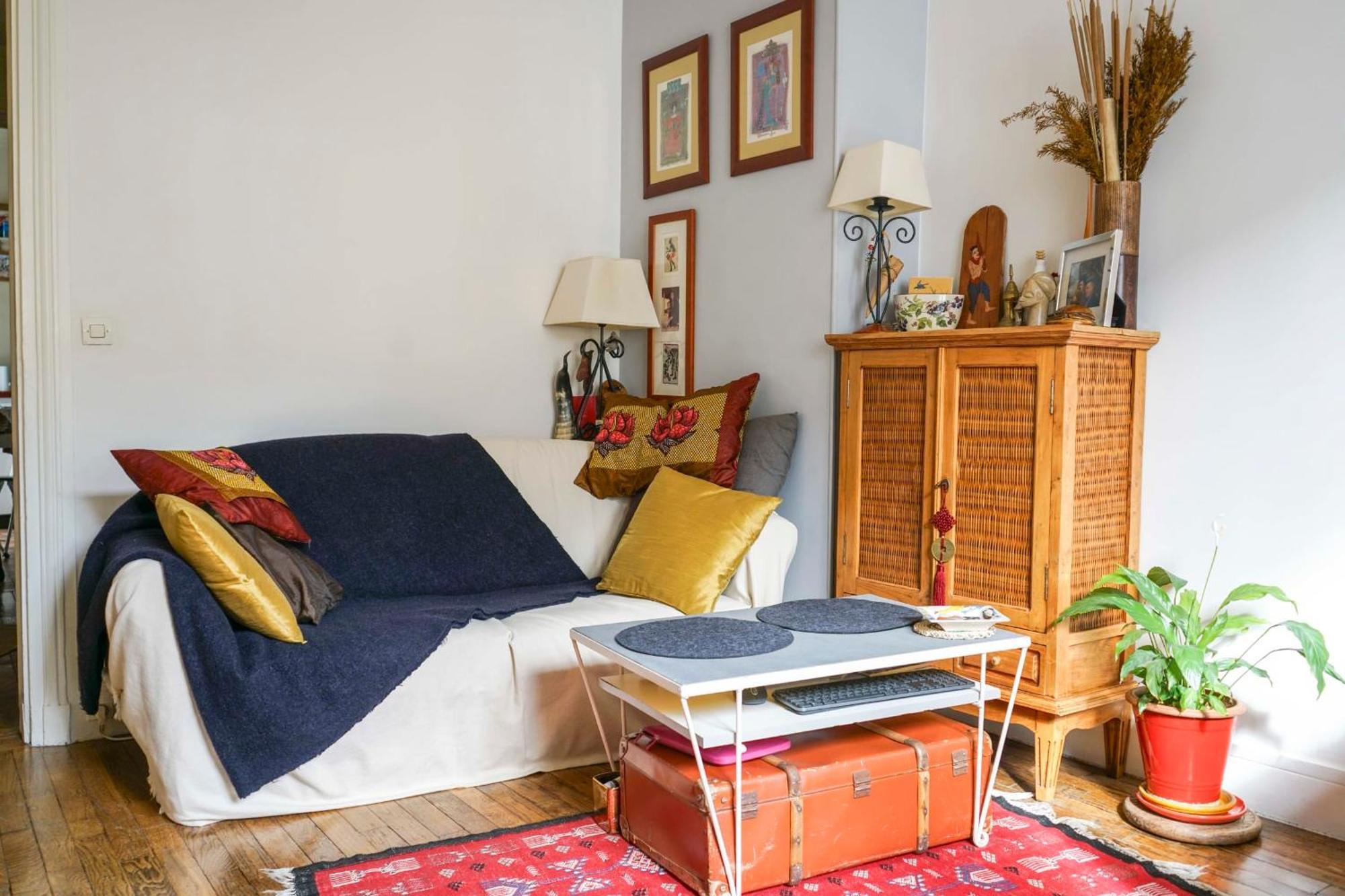 Apartment In The Heart Of *